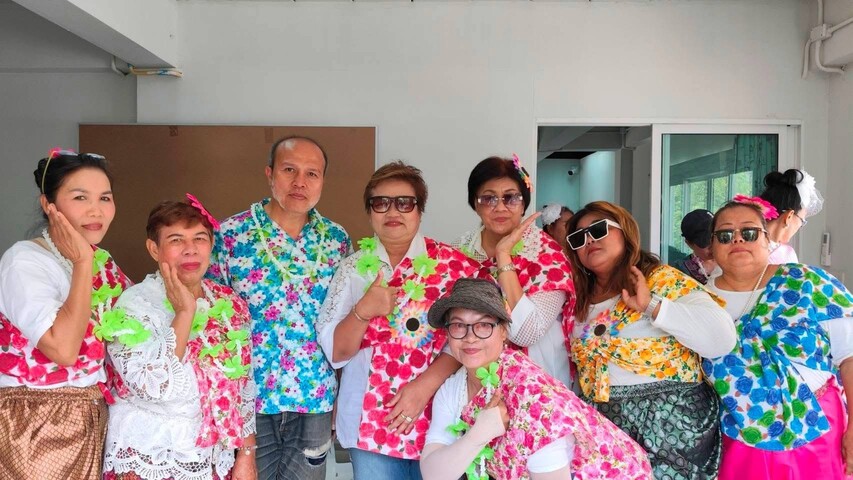 กิจกรรมประเพณีแห่พระและสรงน้ำพระของชุมชมแขวงพลับพลา รามคำแหง 39